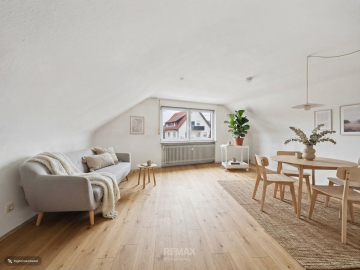 2-Zimmer DG-Wohnung mit Garten und Stellplatz in Rommelshausen, 71394 Kernen-Rommelshausen, Dachgeschosswohnung