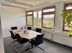 Moderne Büro- und Gewerbefläche mit ca. 238 m² und 5 Tiefgaragenstellplätzen in Wendlingen am Neckar - Konferenzzimmer