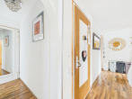 3-Familienhaus mit großem Grundstück. - OG Flur