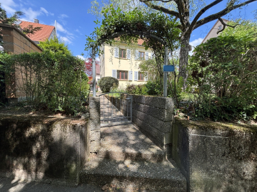 Freistehendes EFH mit großem Garten in Waiblingen zu verkaufen., 71332 Waiblingen, Einfamilienhaus