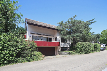 Freistehendes Einfamilienhaus mit großem Potenzial in Traumlage von Waiblingen-Beinstein., 71334 Waiblingen, Einfamilienhaus
