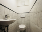 Reihenmittelhaus in Stadtrandlage nahe S-Bahn! - Gäste WC OG