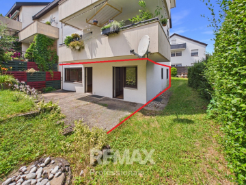 Gelegenheit! Wohnung mit Gartenterrasse und PKW-Stellplatz im Freien!, 71384 Weinstadt, Terrassenwohnung