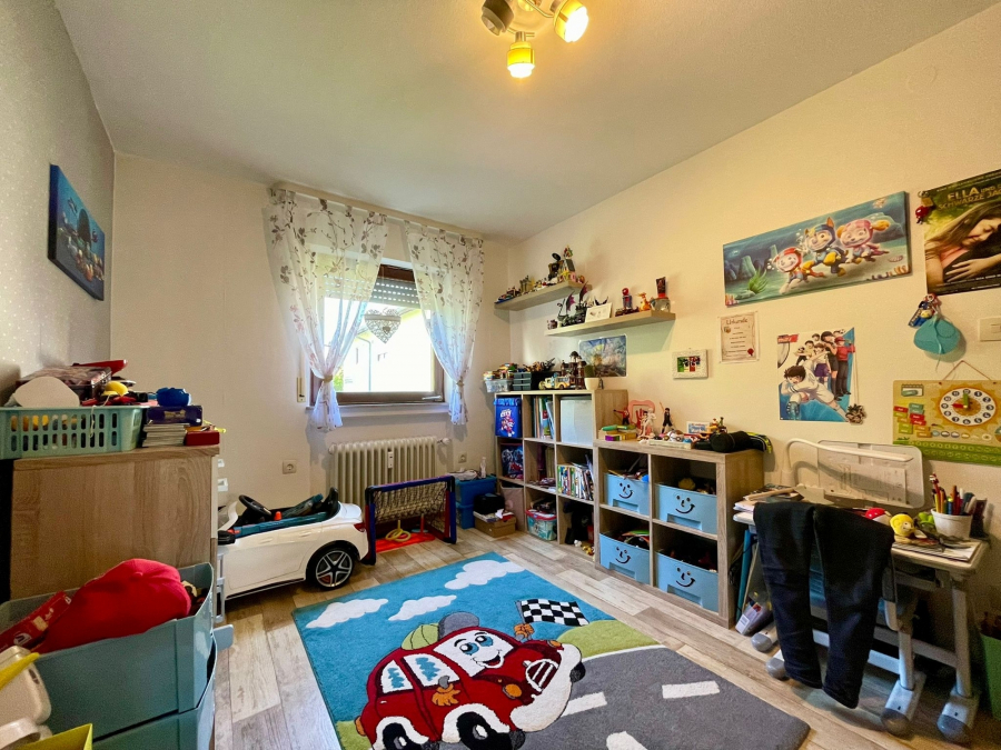 Kinderzimmer EG