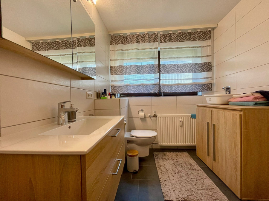 Badezimmer EG