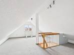 Helle Maisonette 60 m² mit Dachstudio 25 m², Balkon mit schöner Aussicht und Kfz-Stellplatz - Dachstudio