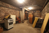 Kapitalanlage mit Charme und Potenzial: Wohnensemble mit Vorder- und Hinterhaus in bevorzugter Lage in Stuttgart - Silvrettastraße 36 a: 1. UG