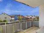 Reihenmittelhaus mit Garage und Garten - Balkon EG