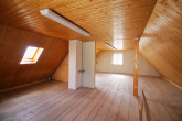 Einfamilienhaus mit viel Potenzial für Handwerker oder Heimwerker - Dachgeschoss 1