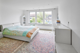 Modernes Domizil mit hochwertiger Ausstattung in begehrter Lage von Waiblingen - EG Schlafzimmer