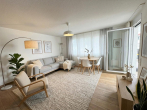 Moderne, barrierefreie 2-Zimmer-Hochparterre-Wohnung mit Balkon - Wohnzimmer (KI Staging)
