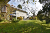 Freistehendes Architektenhaus mit baulichen Erweiterungsmöglichkeiten, *Energieklasse B* wie Bj. 2000 - Garten