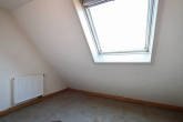 Kapitalanlage mit Charme und Potenzial: Wohnensemble mit Vorder- und Hinterhaus in bevorzugter Lage in Stuttgart - DG: Zimmer 3
