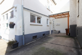 Kapitalanlage mit Charme und Potenzial: Wohnensemble mit Vorder- und Hinterhaus in bevorzugter Lage in Stuttgart - Hinterhaus Silvrettastr. 36 a Eingang