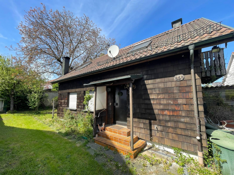 Außenaufnahme Ferienhaus / Grundstück