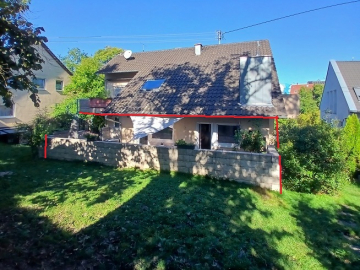 Außergewöhnliches Wohnambiente! Terrassenwohnung in Dreifamilienhaus mit Doppelgarage!, 71336 Waiblingen, Terrassenwohnung