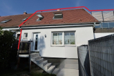 Reihenendhaus mit Dachterrasse, Garage und Gartenanteil! - Gebäudeansicht