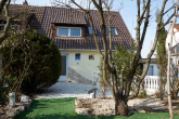 Einfamilienhaus/Doppelhaushälfte in ruhiger Lage - Vorgarten