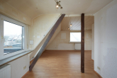 Einfamilienhaus/Doppelhaushälfte in ruhiger Lage - Wohn-/Schlafbereich DG Ansicht 2