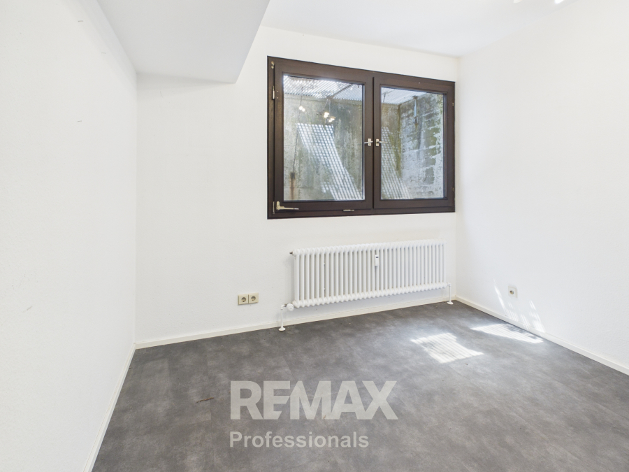 Arbeitszimmer im UG