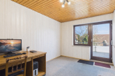 Gepflegtes Einfamilienhaus mit Einliegerwohnung, und schönem Garten! - OG Kinderzimmer/Büro