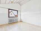Lichtdurchflutete 4,5-Zimmer Dachgeschosswohnung - Zimmer 2