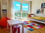 Helle 4-Zimmer-Wohnung mit Balkon in ruhiger und zentraler Lage, inkl. TG-Stellplatz - Kinderzimmer 1