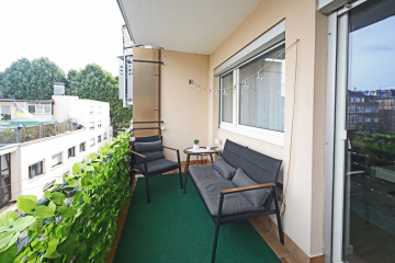 3-Zimmer-Wohnung mit Balkon und Garage, 70372 Stuttgart, Etagenwohnung