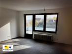 1-Zimmer-Wohnung mit Dachterrasse in Waiblingen zu vermieten! - Wohn-Schlafzimmer