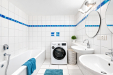 Attraktive 3-Zimmer-Wohnung im 4. OG - Aufzug & Hausmeisterservice inklusive! - Badezimmer